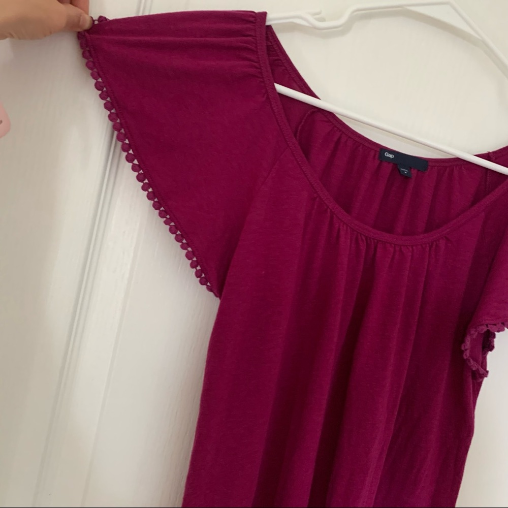 GAP top - Picture 4 of 4